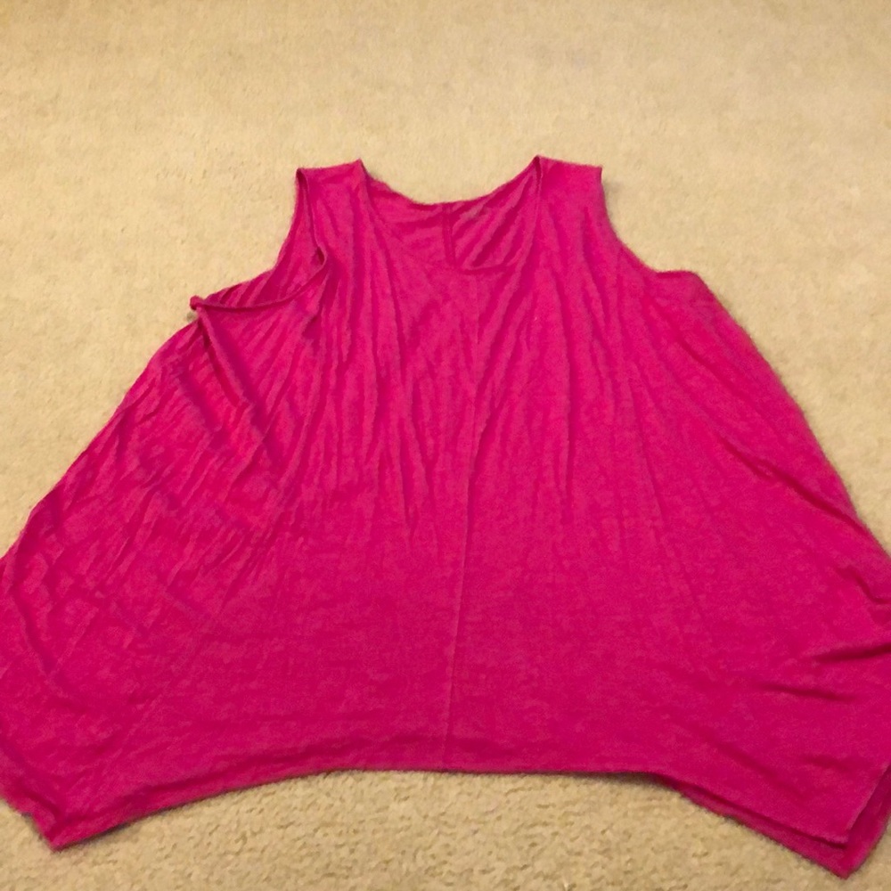 Catherine’s 3x shark-bite pink tank